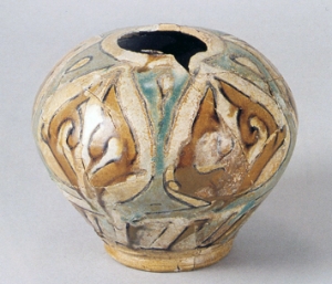 Jar with plant-form motifs in full “dry string” technique