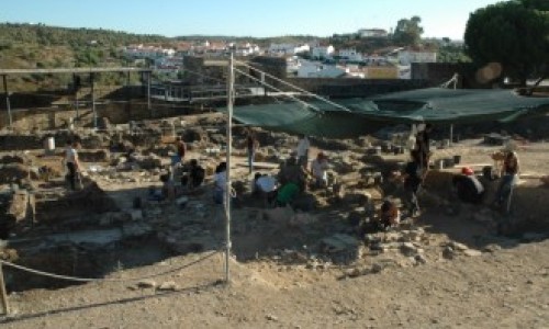 Escavações na Alcáçova do Castelo de Mértola – Julho e Agosto de 2011